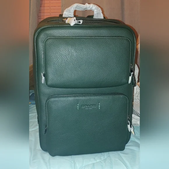 Coach Gotham backpack - Picture 1 of 15